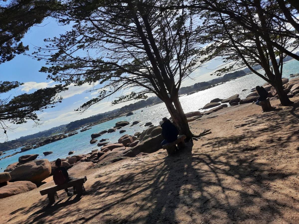 Appartement Plage De Trestraou 45M2 Perros-Guirec Bagian luar foto