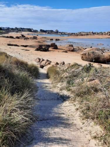 Appartement Plage De Trestraou 45M2 Perros-Guirec Bagian luar foto
