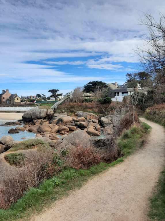 Appartement Plage De Trestraou 45M2 Perros-Guirec Bagian luar foto
